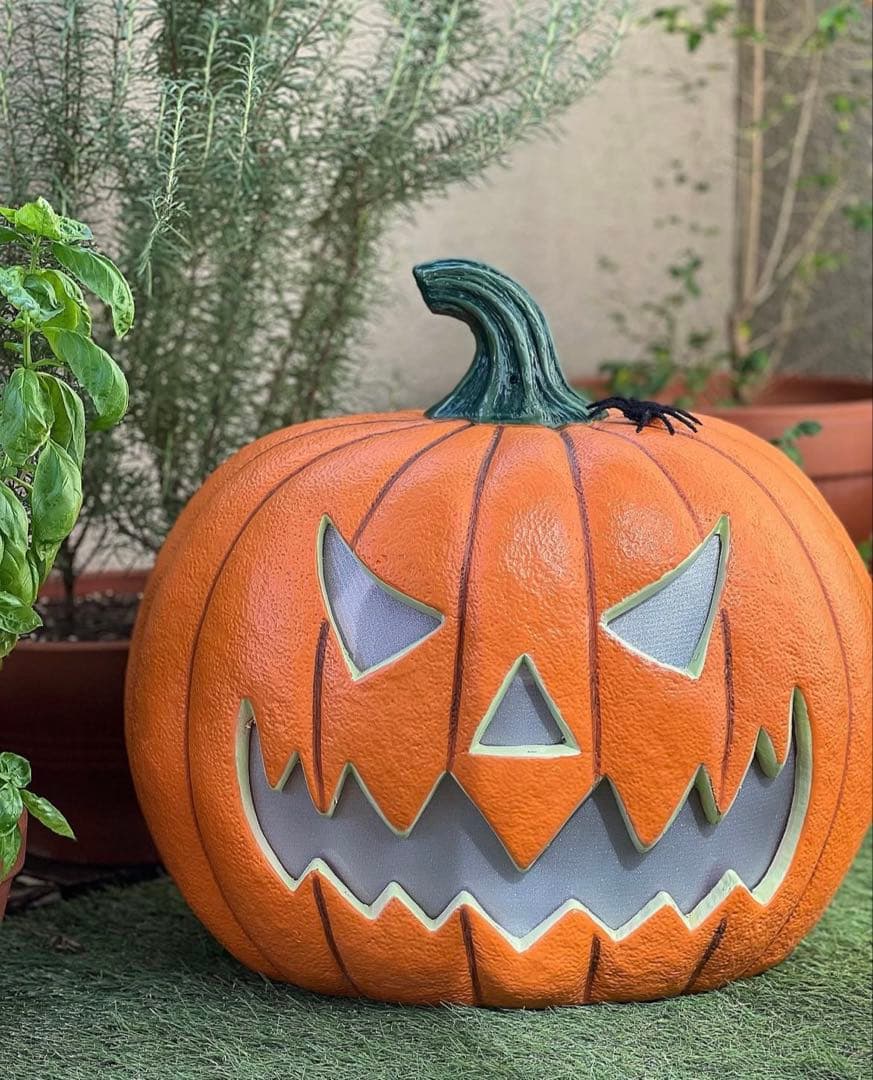 [完売•入手困難] マルチカラーLED ハロウィン ジャック・オー・ランタン