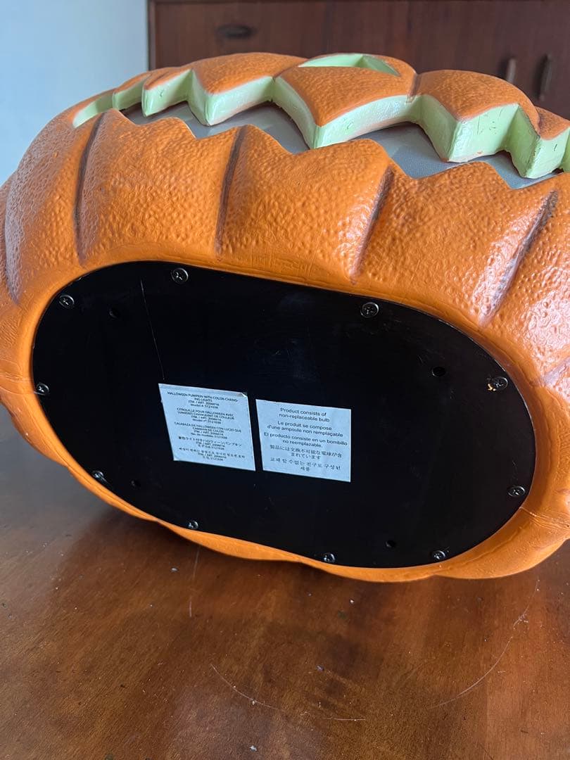 [完売•入手困難] マルチカラーLED ハロウィン ジャック・オー・ランタン