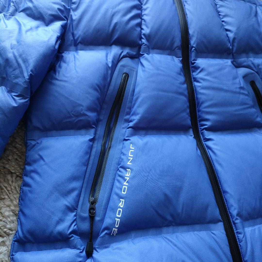 ジュン&ロペ　ストレッチナイロンダウンブルゾン