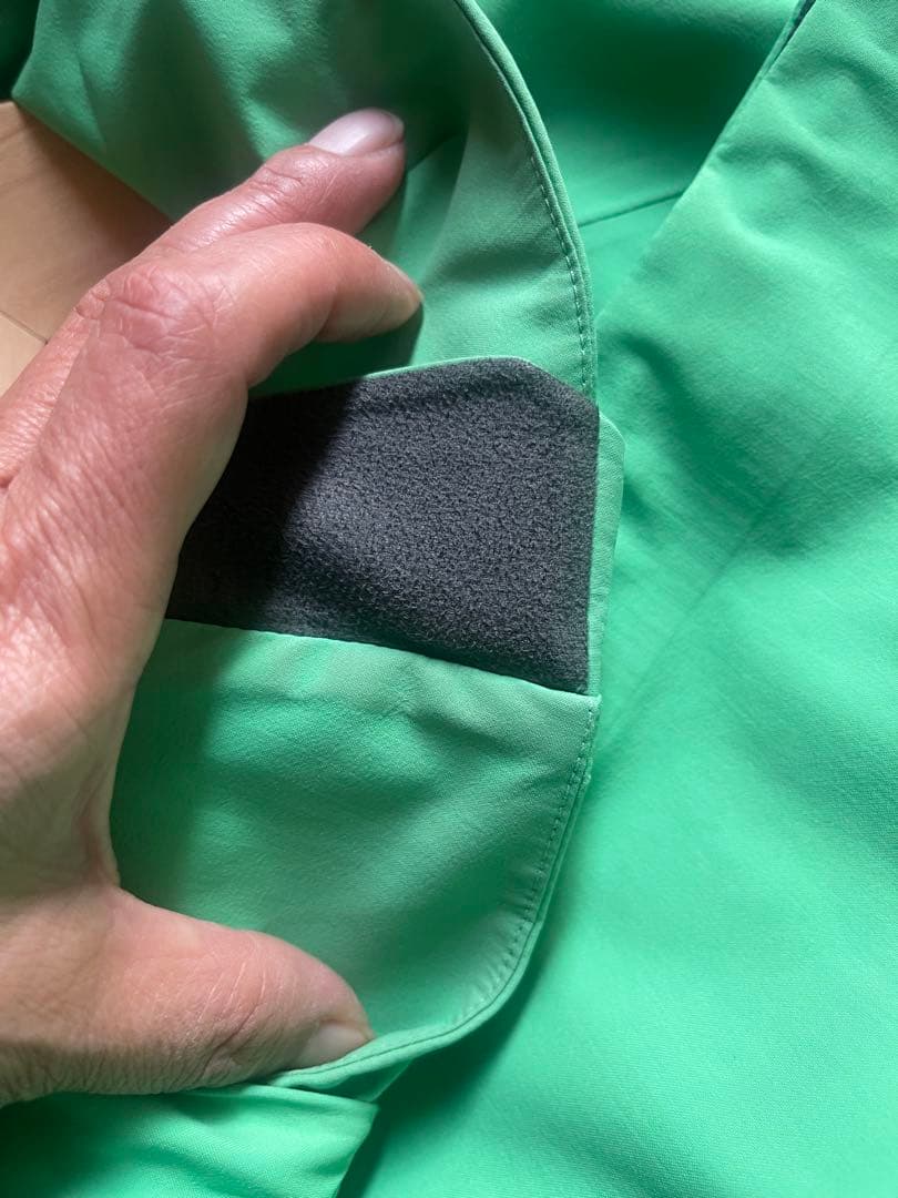 patagonia スノージャケット　スノーウェア