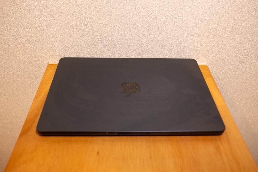 Apple M3搭載 MacBook Air ミッドナイト、8GBメモリ