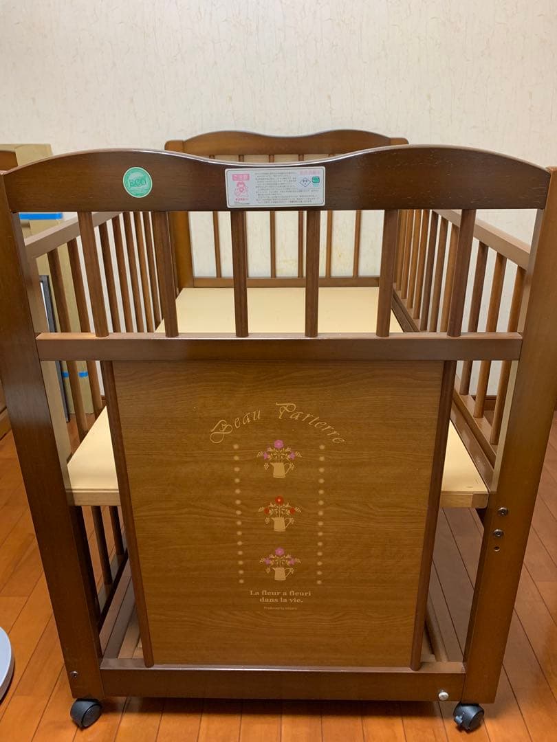 日本製　ベビーベッド　サークル　収納棚　キンタロー