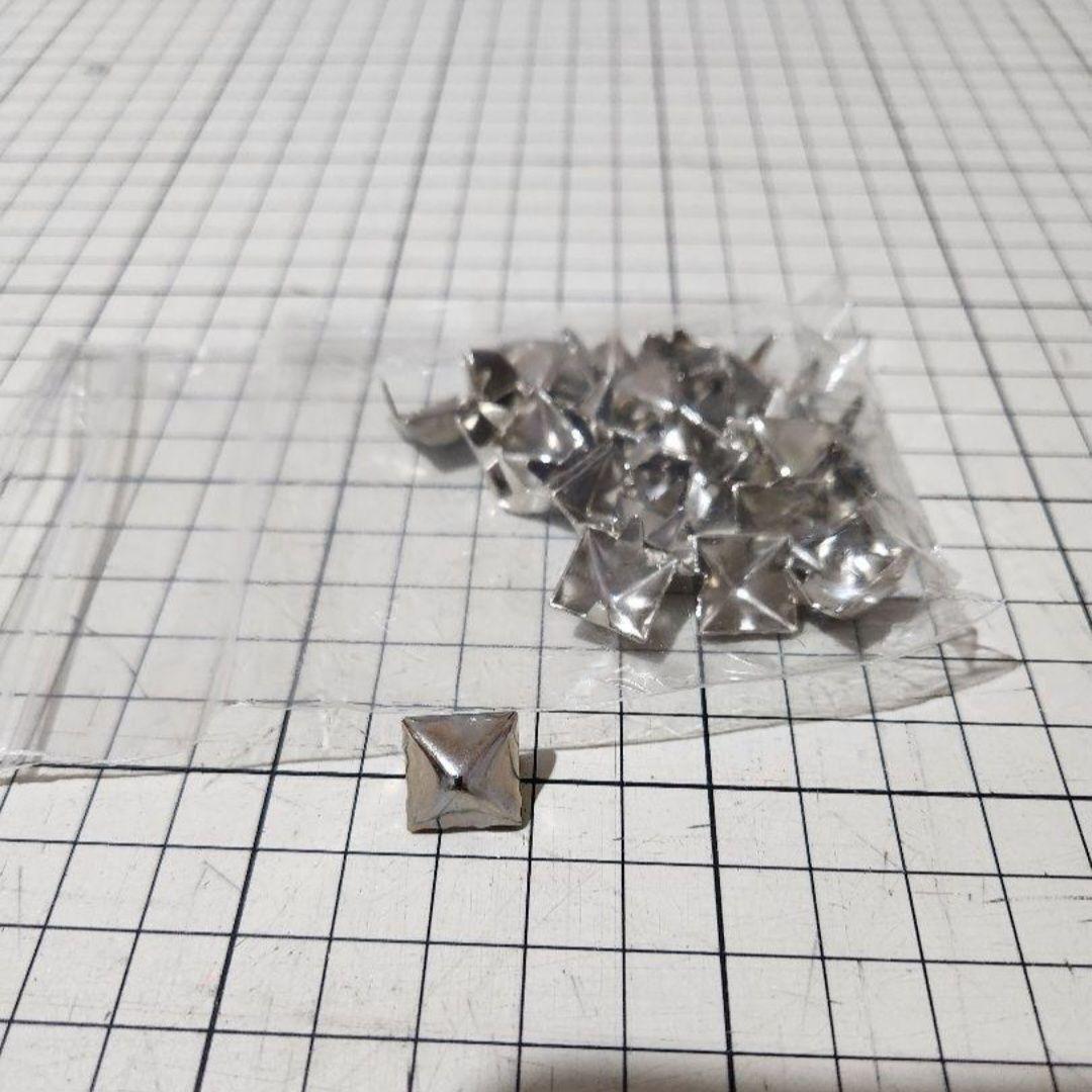 【値下げ！】M.W.O.B.H.M. FUCK OFFキャップ&スタッズセット！