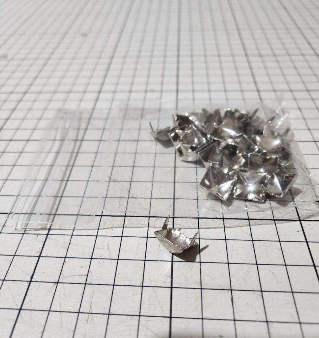 【値下げ！】M.W.O.B.H.M. FUCK OFFキャップ&スタッズセット！