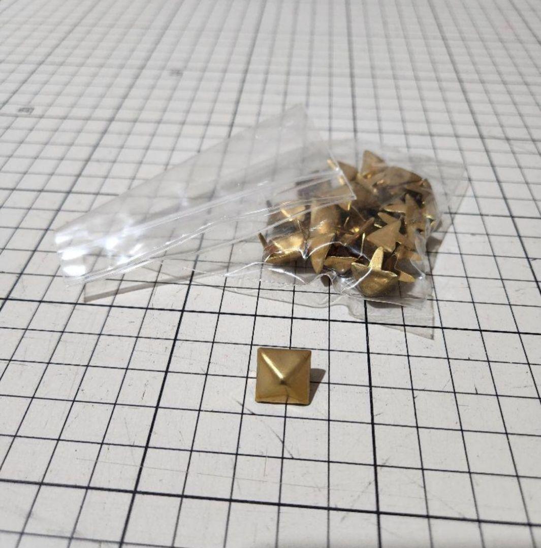 【値下げ！】M.W.O.B.H.M. FUCK OFFキャップ&スタッズセット！