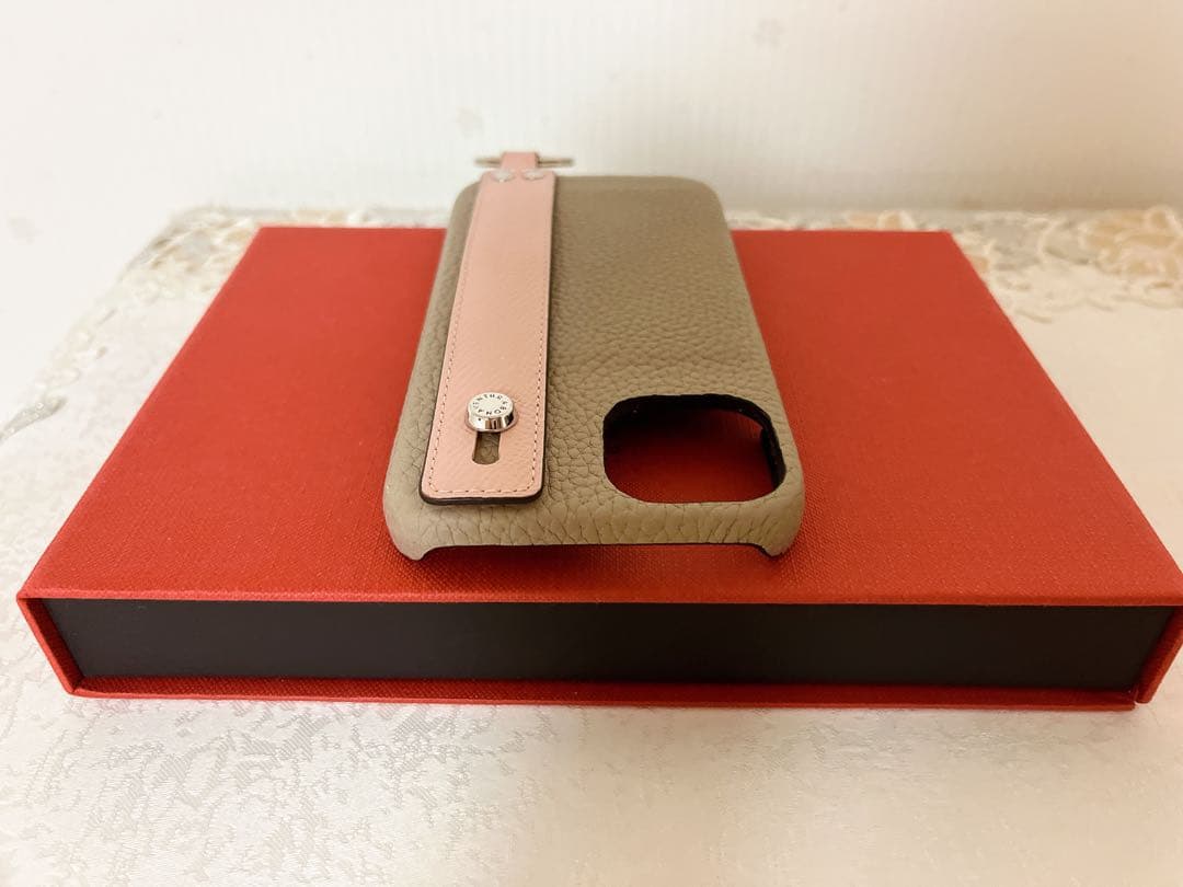 ボナベンチュラ iPhone 13 グレーベージュ/ピンク