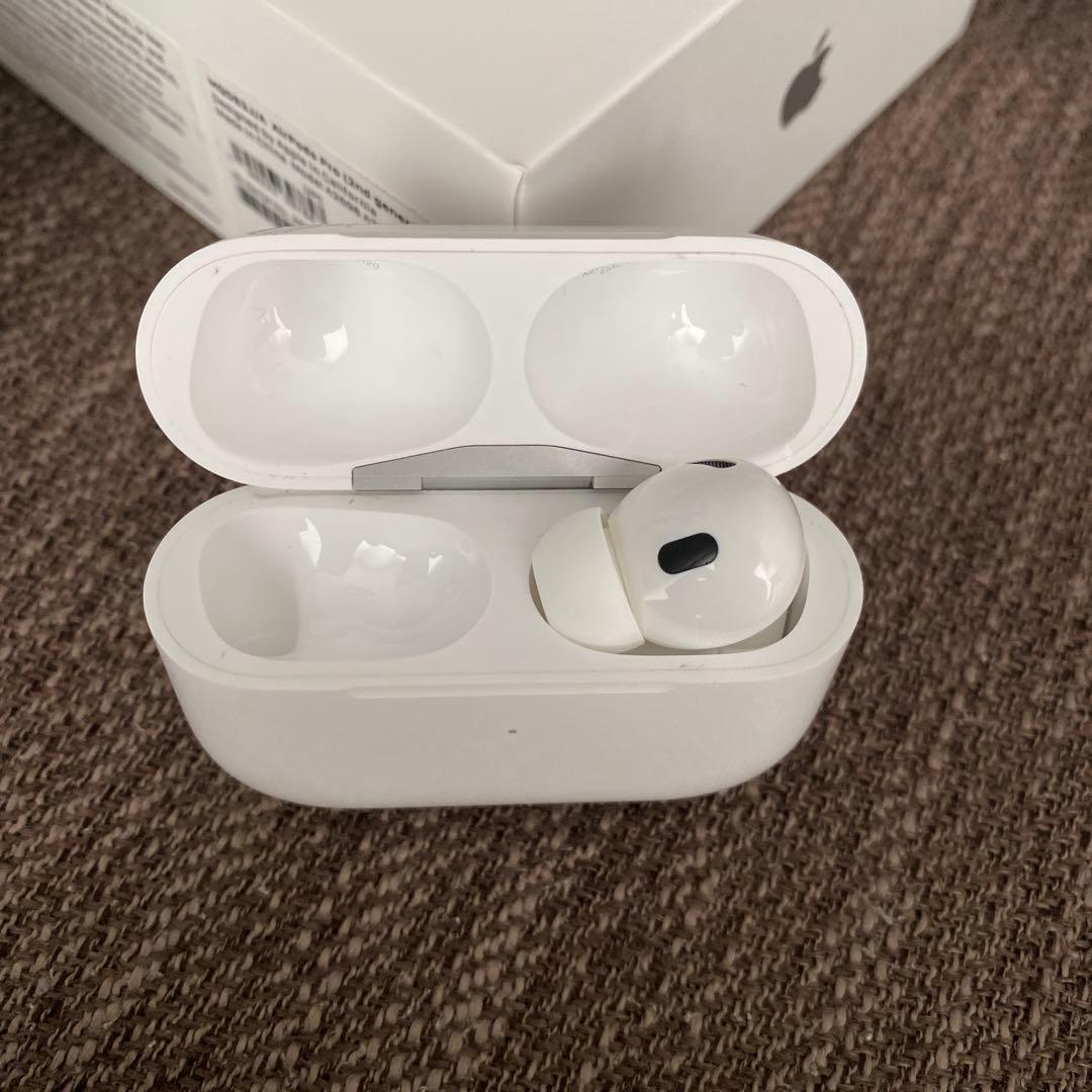 AirPods Pro2 A2698 A2700 スヌーピーシリコンケース