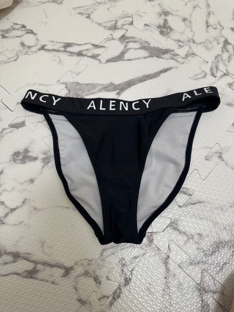 ALENCY ロゴ入りトライアングルビキニ　ブラック