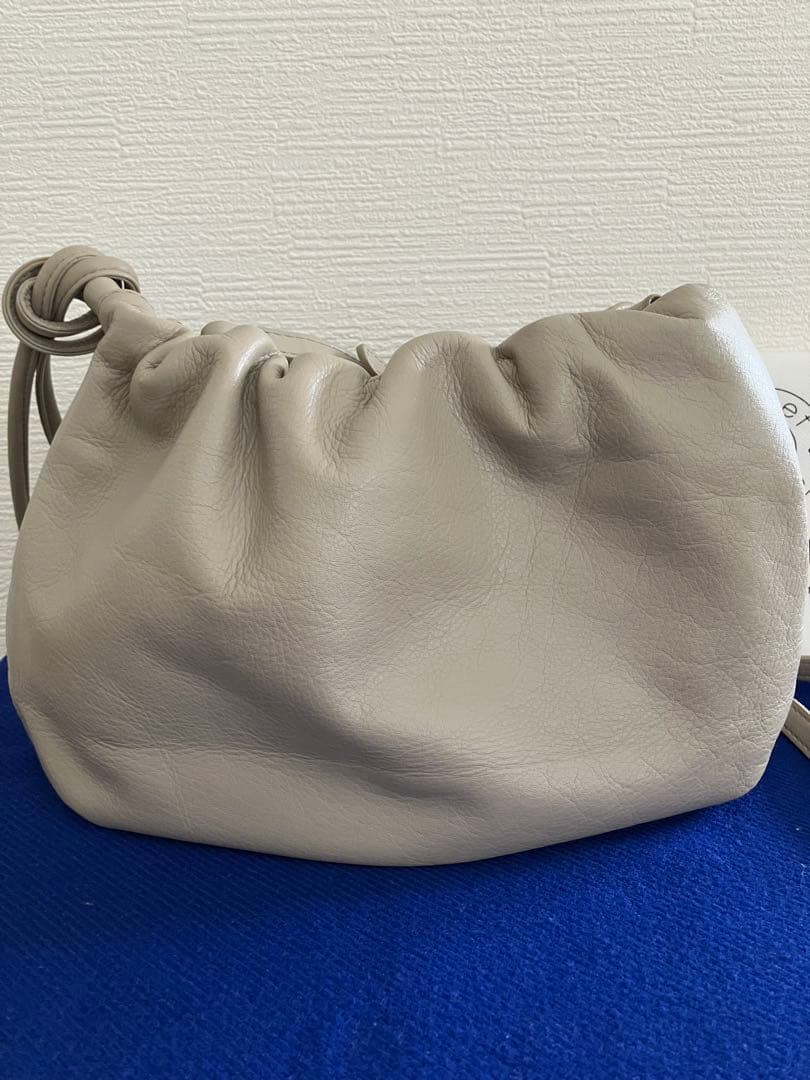 ☆☆お値下げ☆☆ラシット レザー巾着4WAYショルダーバッグ グレージュ