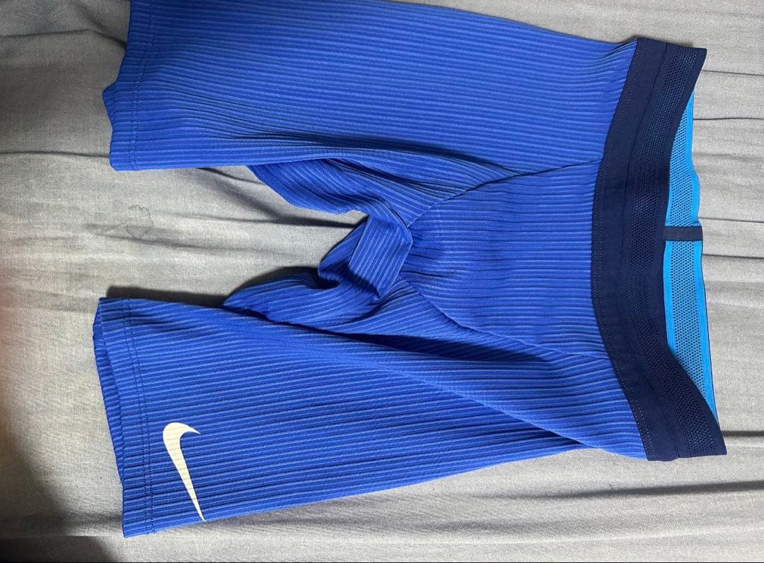 Nike エアロスイフトエリートプロ　ハーフタイツXS