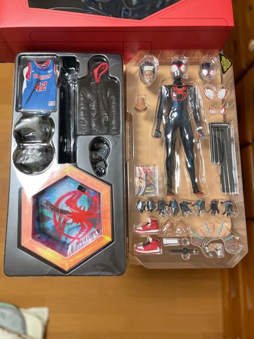 ホットトイズ マイルス・モラレス スパイダーマン［ボーナスアクセサリー付属］