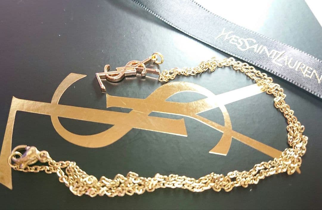 【正規 未使用】YVES SAINT LAURENT金色ロゴ/ネックレスチェーン