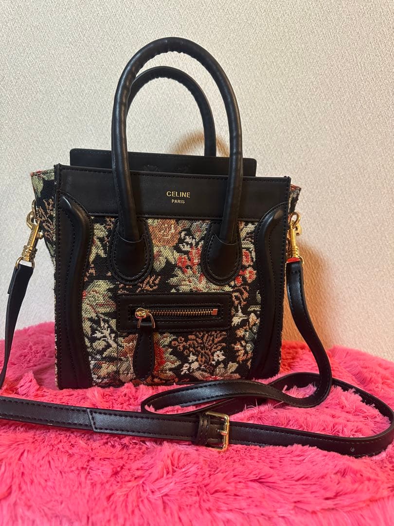 CELINE ノベルティ　ショルダーバッグ　フラワー柄
