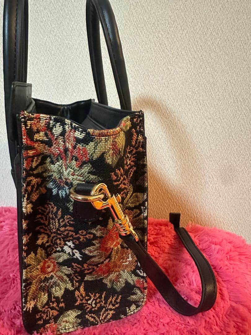 CELINE ノベルティ　ショルダーバッグ　フラワー柄