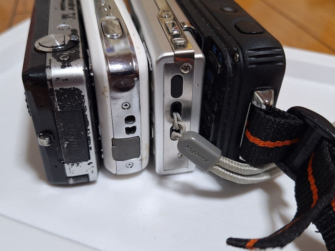 デジカメ多種4台まとめ売り完全故障品部品取りリペア専用❗使用不可