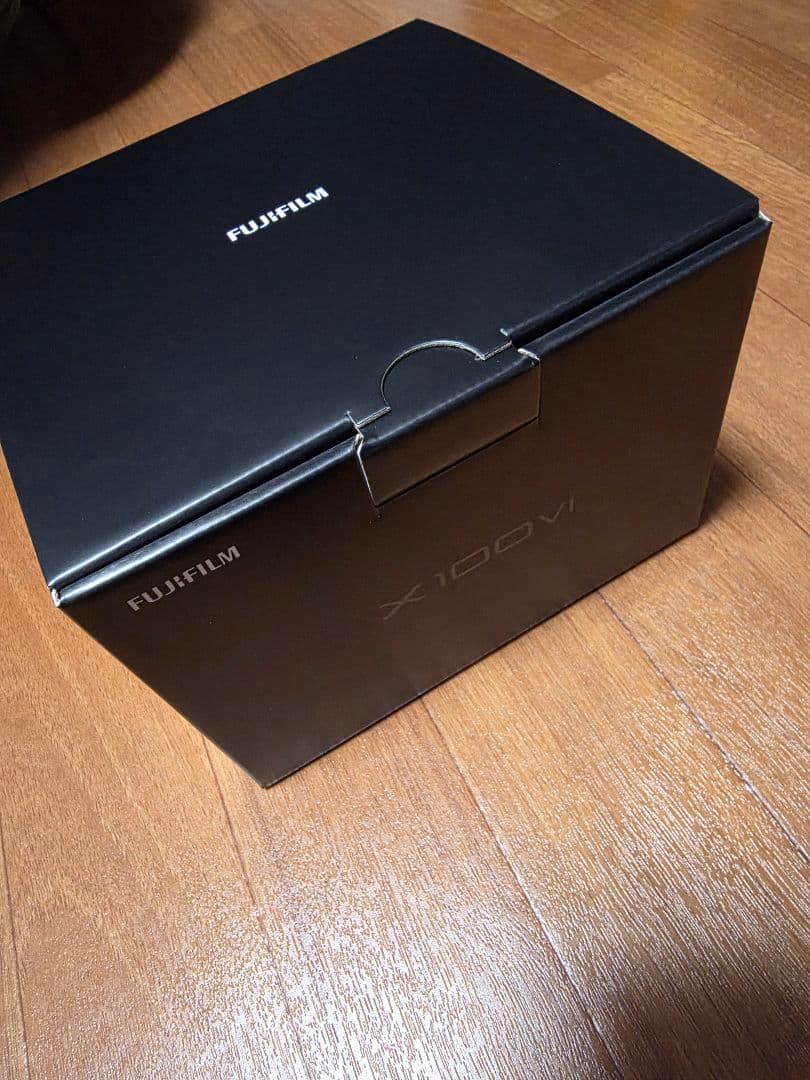 FUJIFILM X100VI (ブラック）