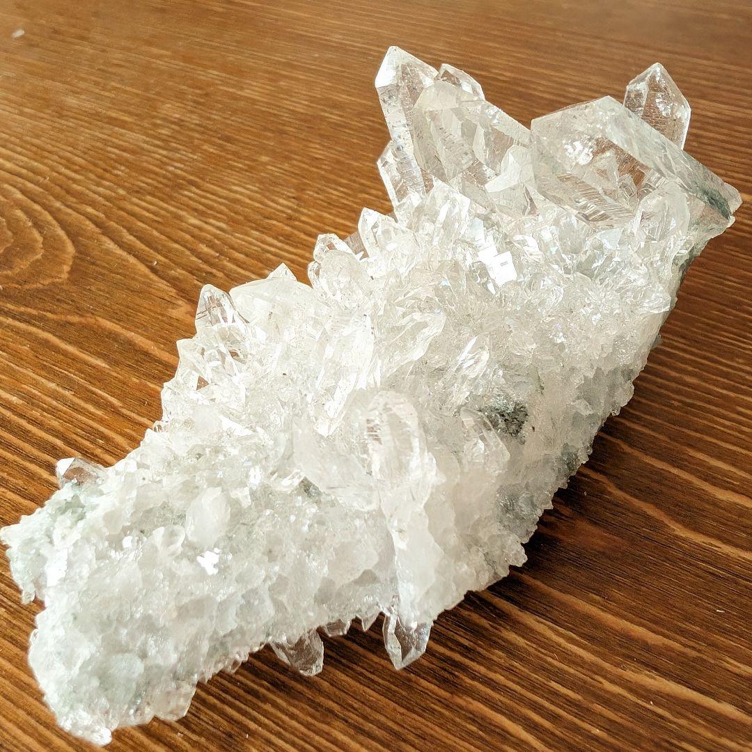 パイライト共生　マニハール産　水晶クラスター　C