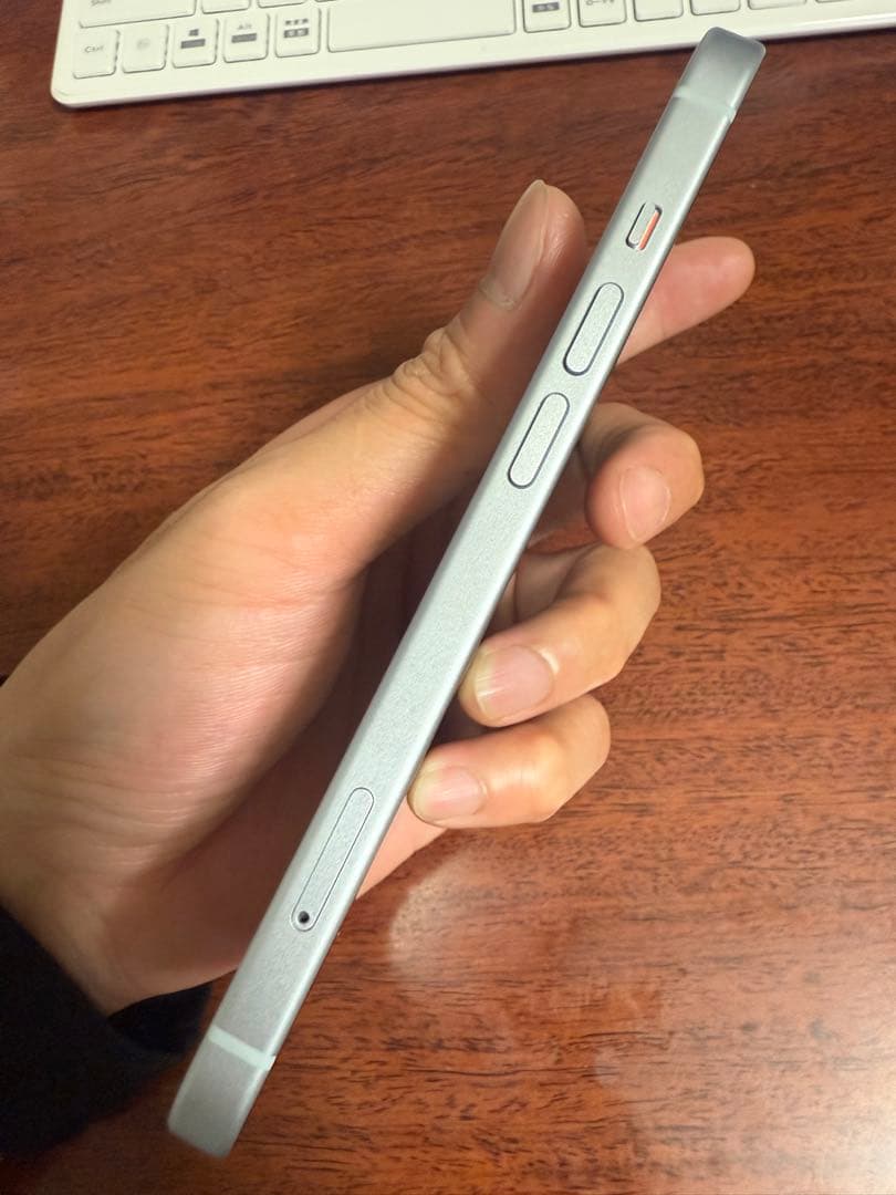 iPhone 15 本体 128GB SIMフリー