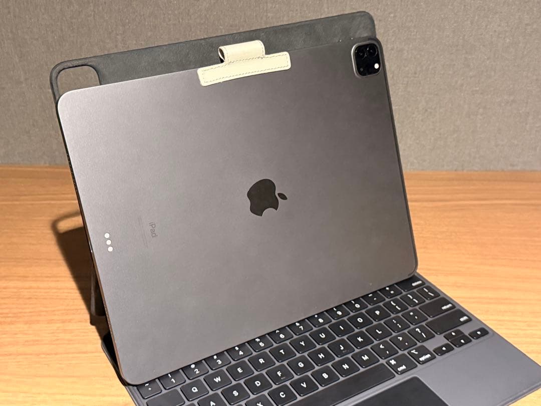 美品iPad Pro12.9第5世代 512GBwifi & 純正キーボード