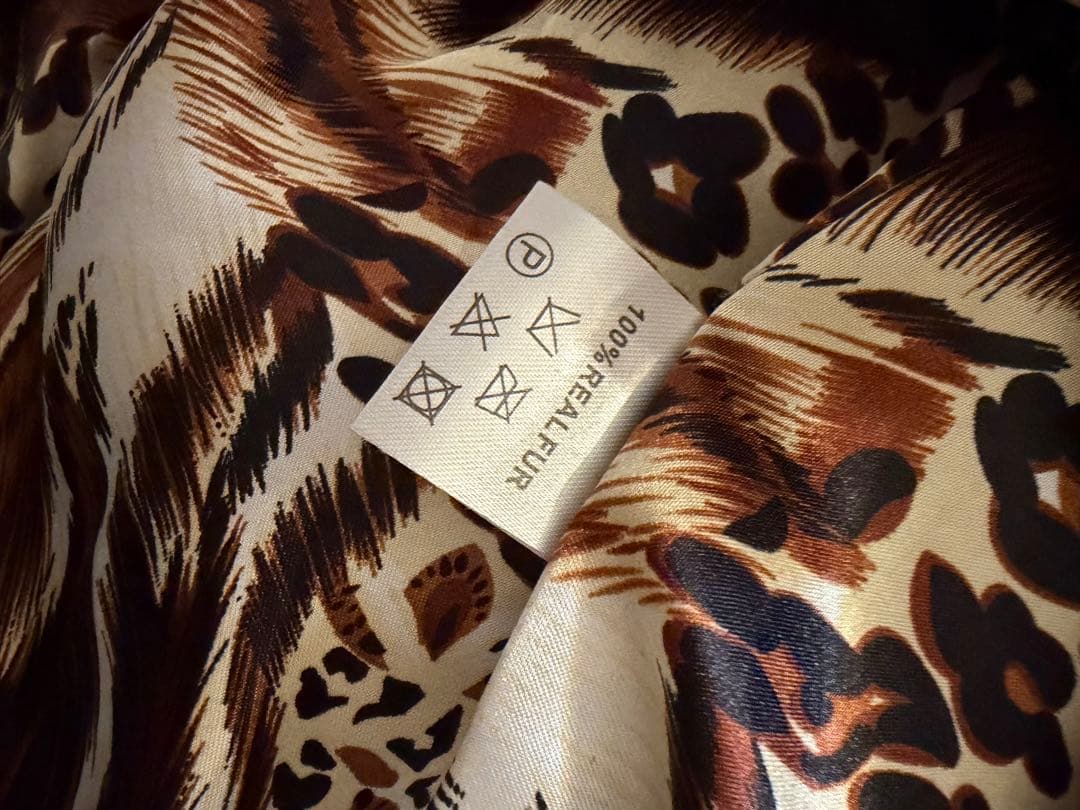 新品同様インポート黒ブラック袖フレア美ラインリアルファーコート希少小さいサイズ