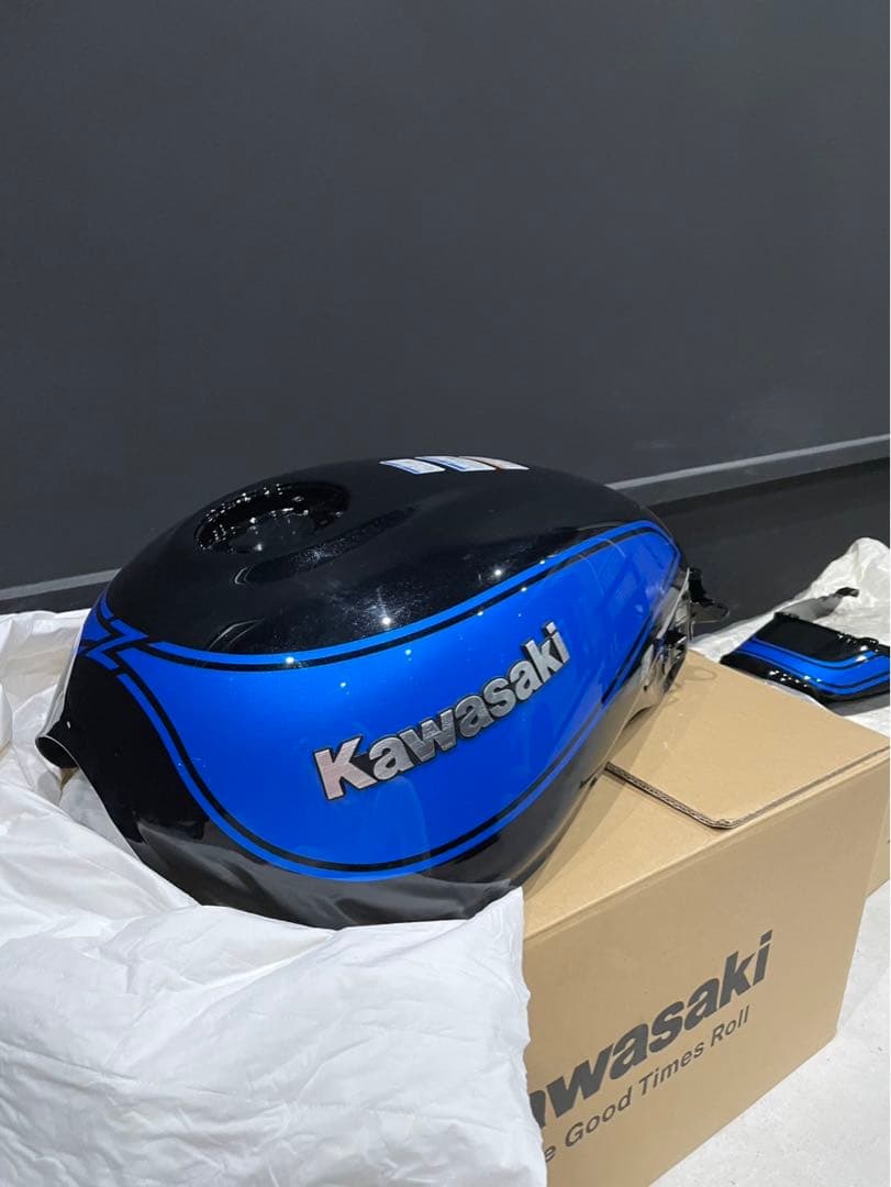 Kawasaki バイクタンク 青/黒