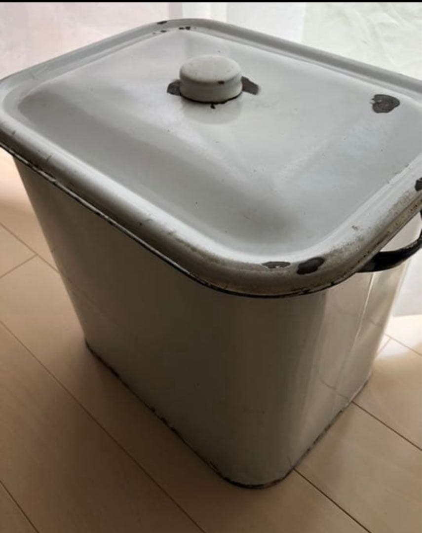 こぶぶ アンティーク　無地　ホーロー缶　希少