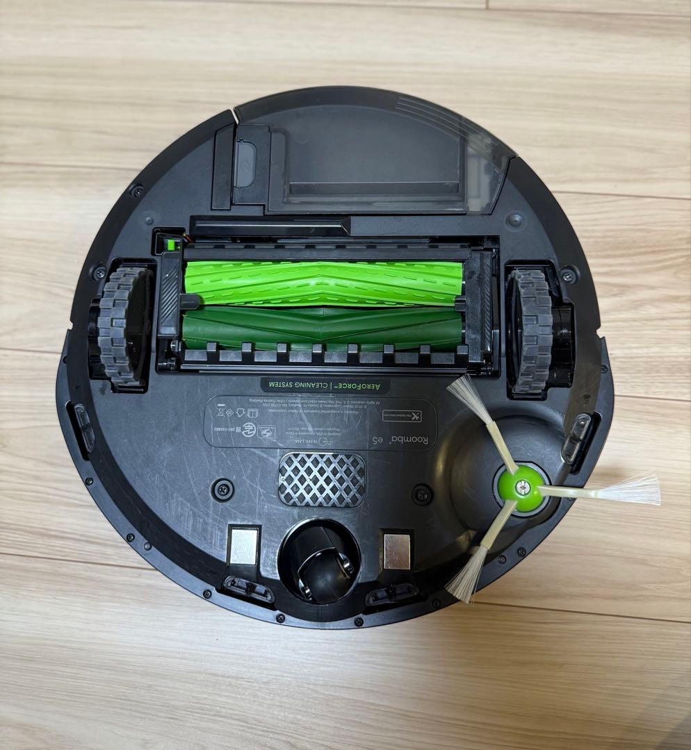 iRobot Roomba e5、ブラーバ本体