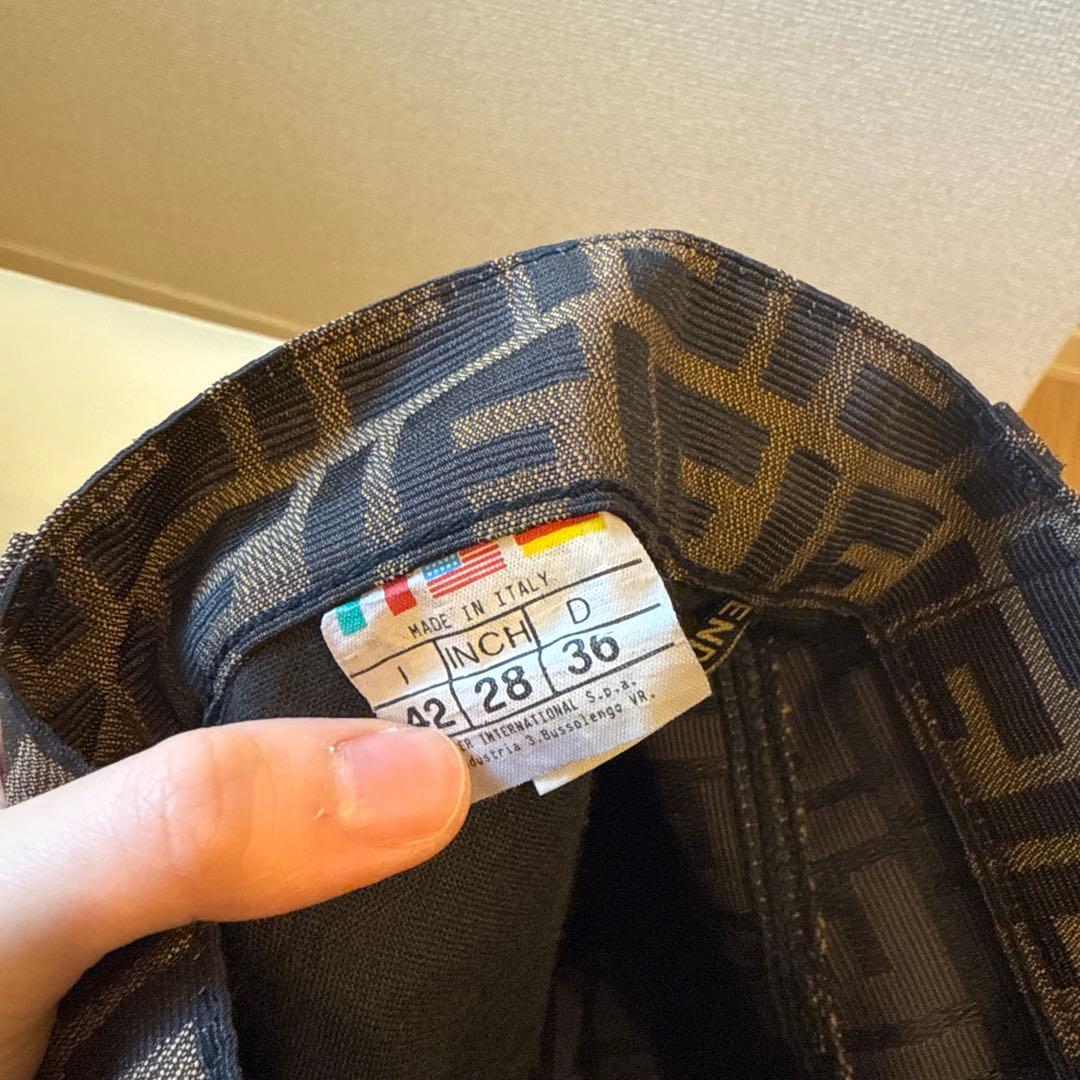 【正規品】FENDI♡タイトスカート24時間以内に発送