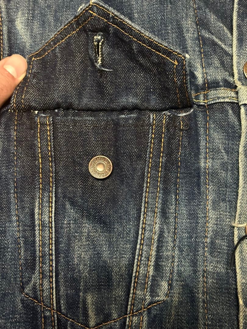 60s LEVI’S 70505 BIGE 色残り約7割 不均等V