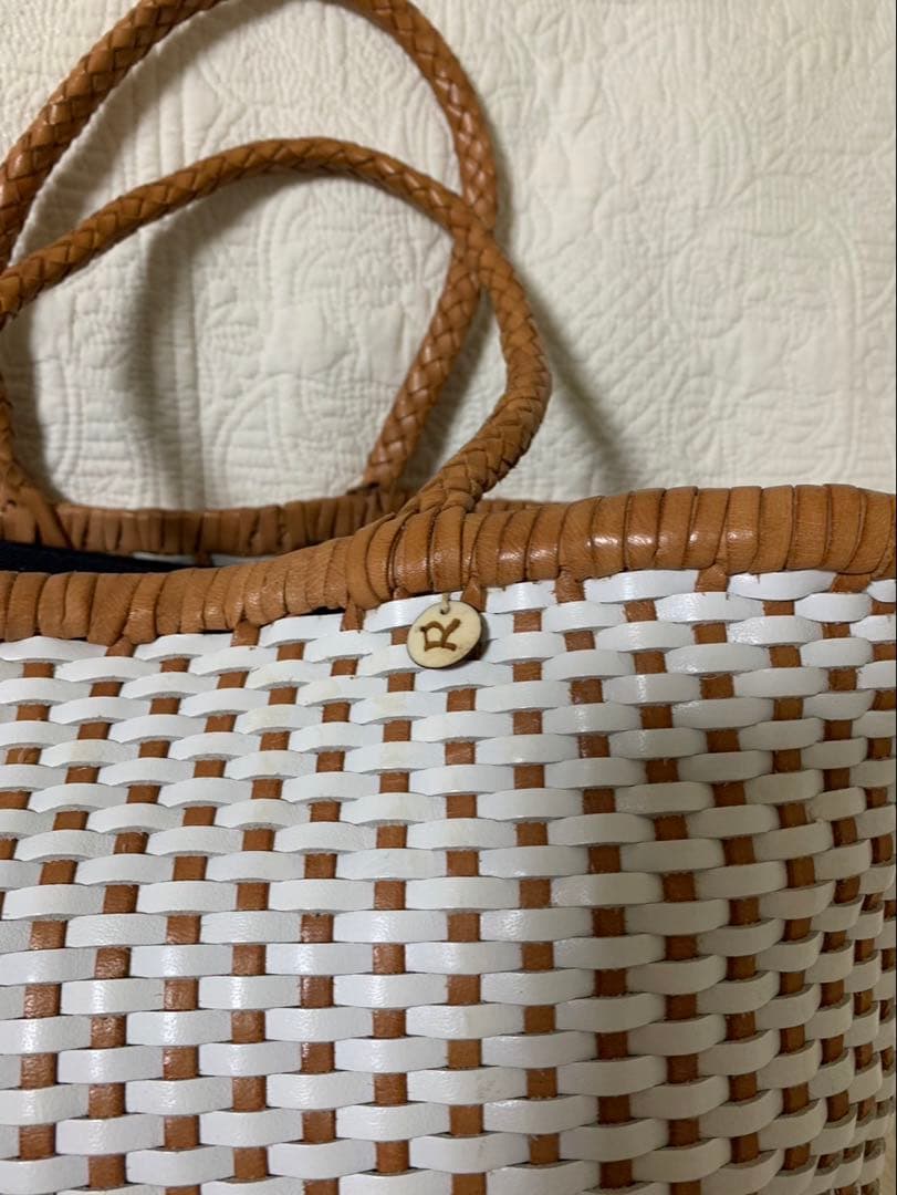 完売品 定価8万 45R かご バッグ バッファローレザー