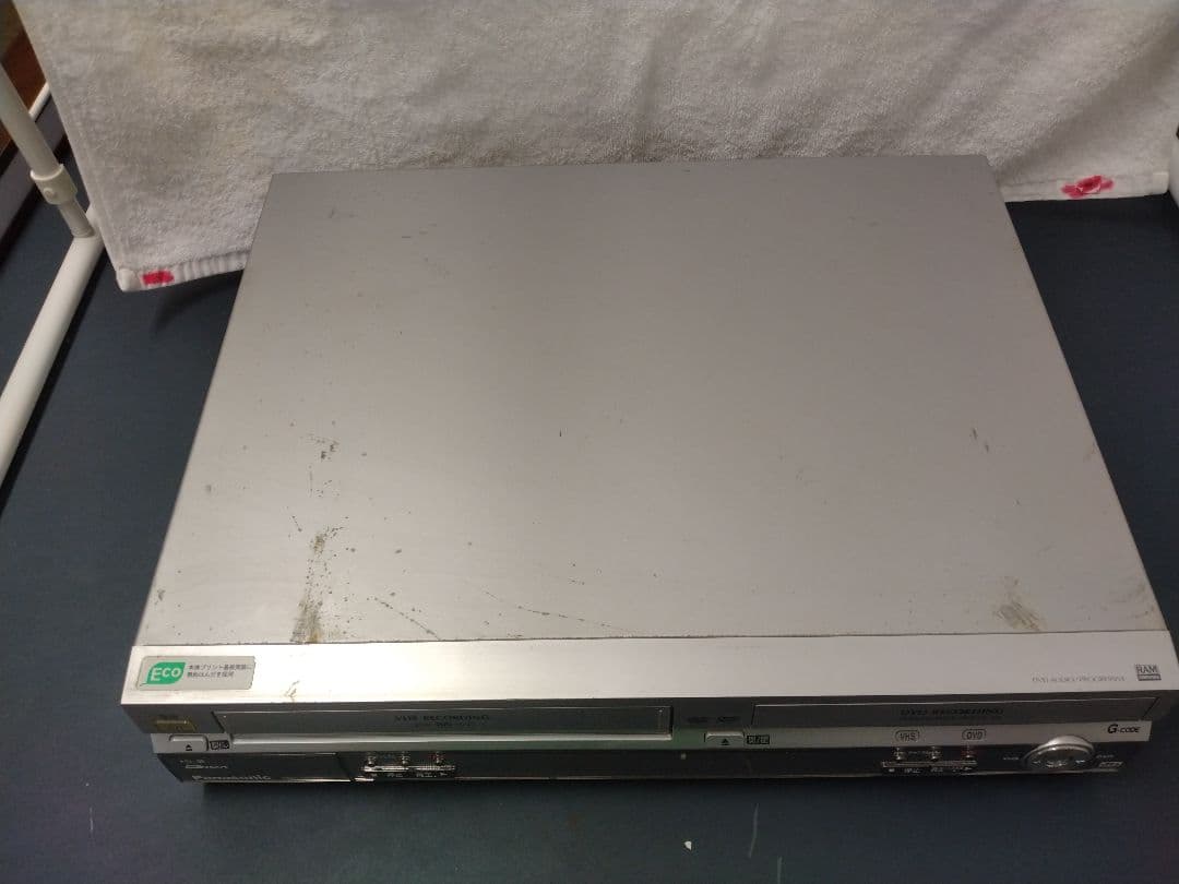 Panasonic DMR-ES30V DVD/VHSレコーダー