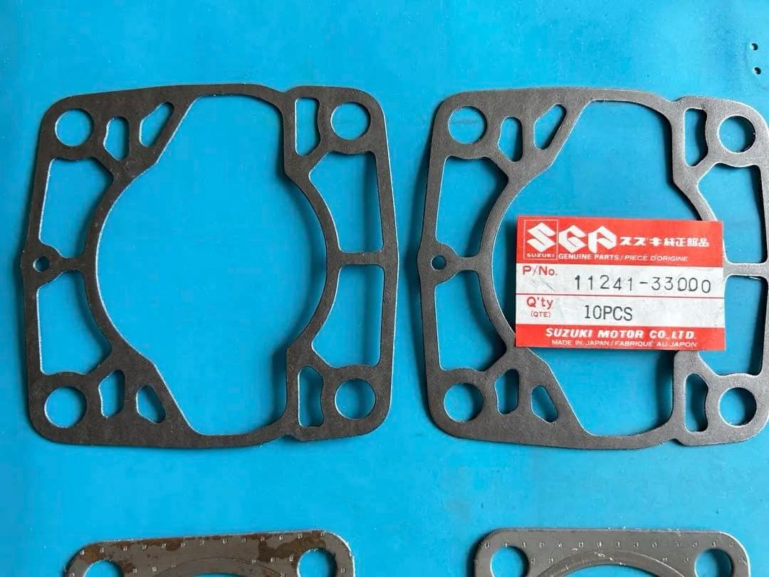 スズキ　GT380 純正「ベッドガスケットセット」