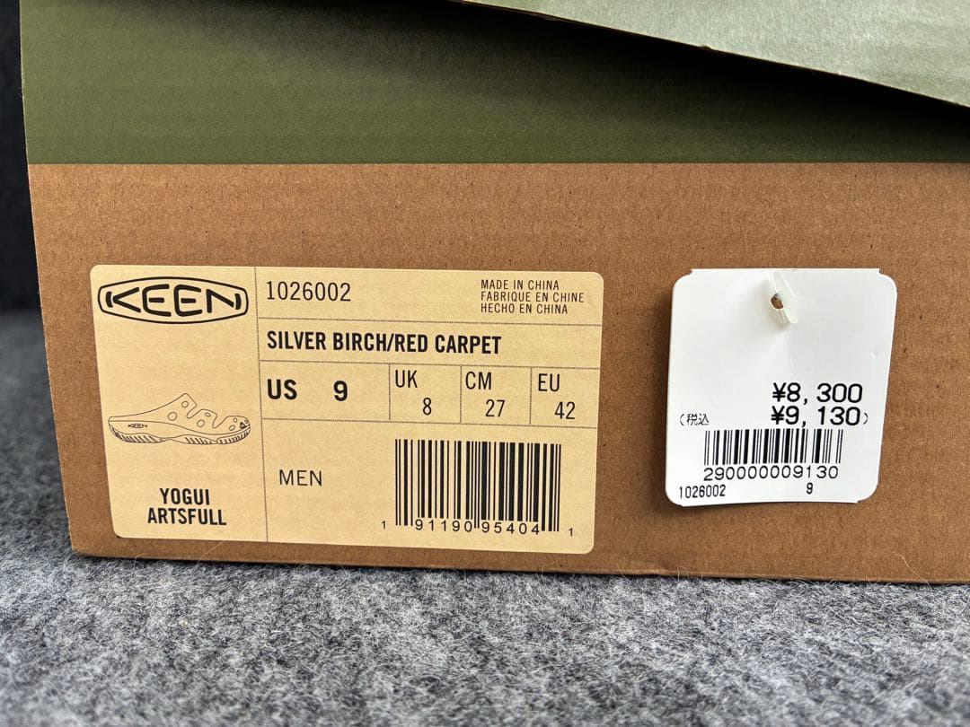 ほ*い様 KEEN YOGUI ARTSFULL サンダル US 9