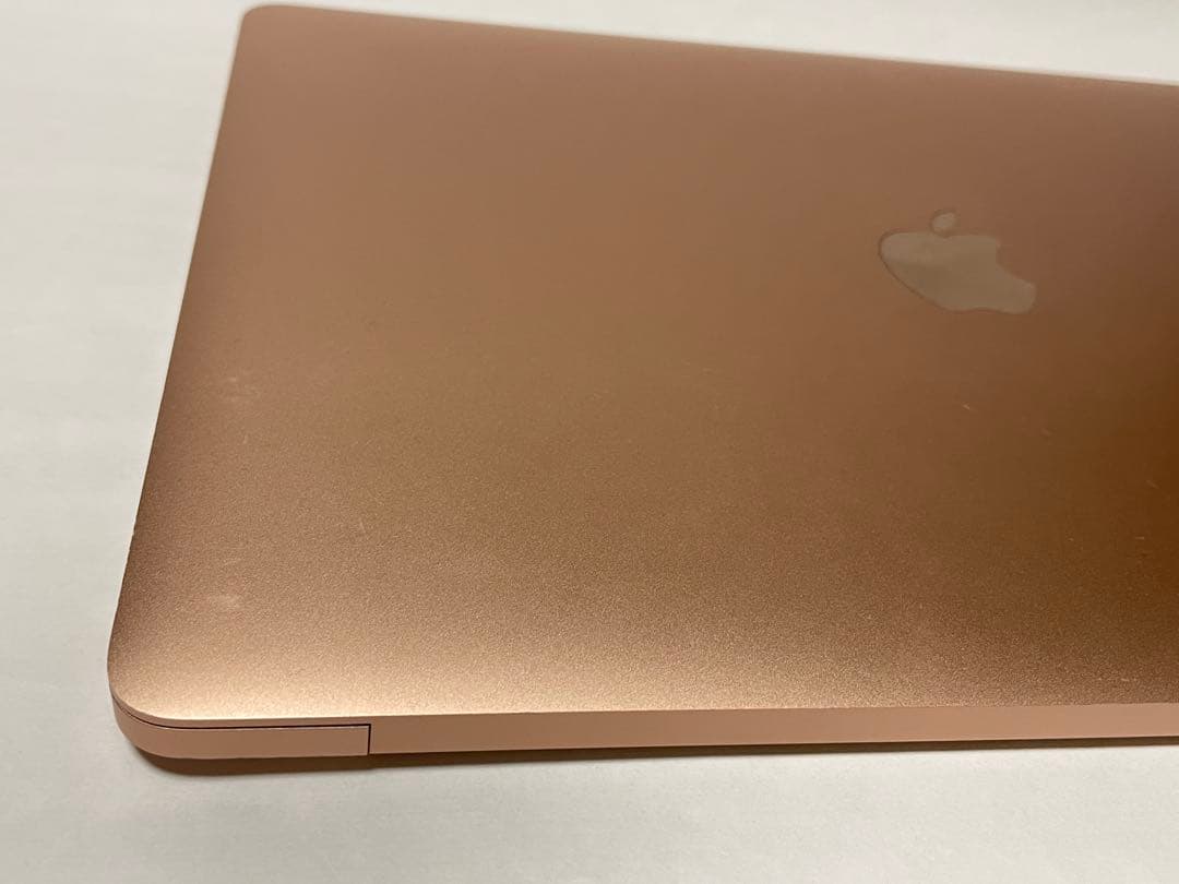 MacBook Air M1 13.3インチ　256GB