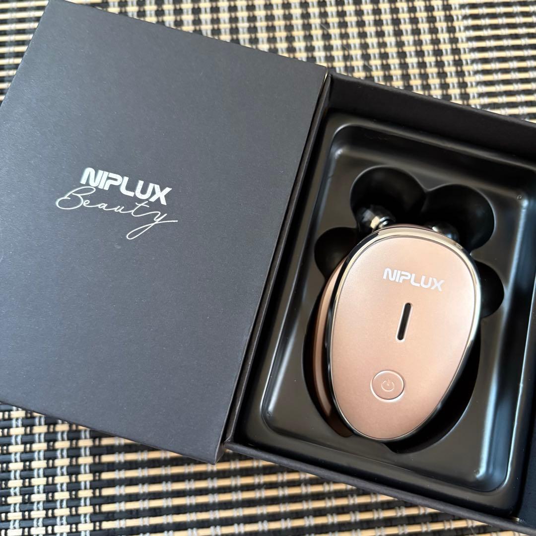 NIPLUX BEAUTY QRELLE 美顔器 EMS美顔器ローラー