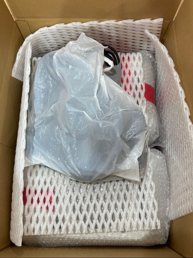 KRK/モニタースピーカー　V6S4 353mm ホワイト アンプ内蔵