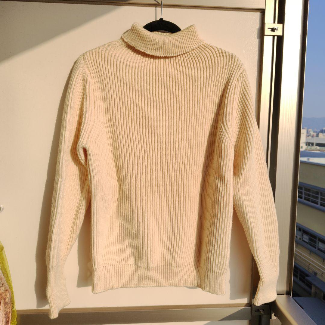 ANDERSEN-ANDERSEN アイボリー タートルネックセーター