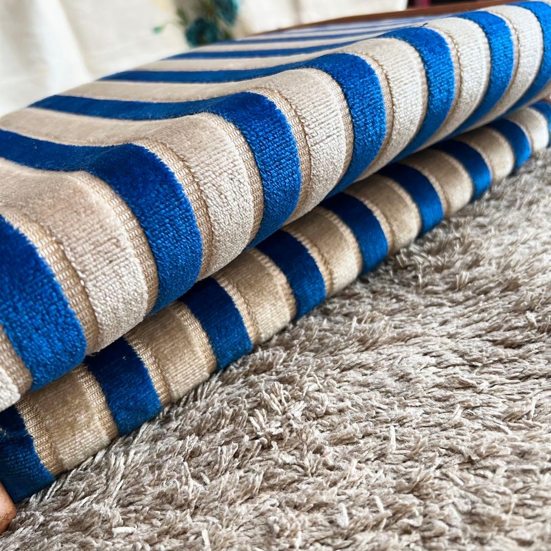 再度お値下げしました！ストライプデザイン折りたたみ座椅子2脚セット　昭和レトロ