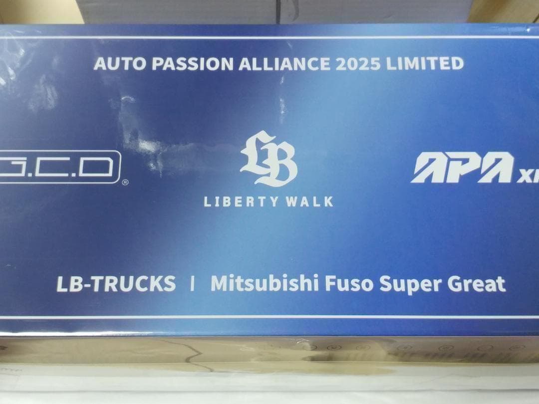 GCD 1/64 三菱 ふそう LBWK リバティウォーク スーパー グレート