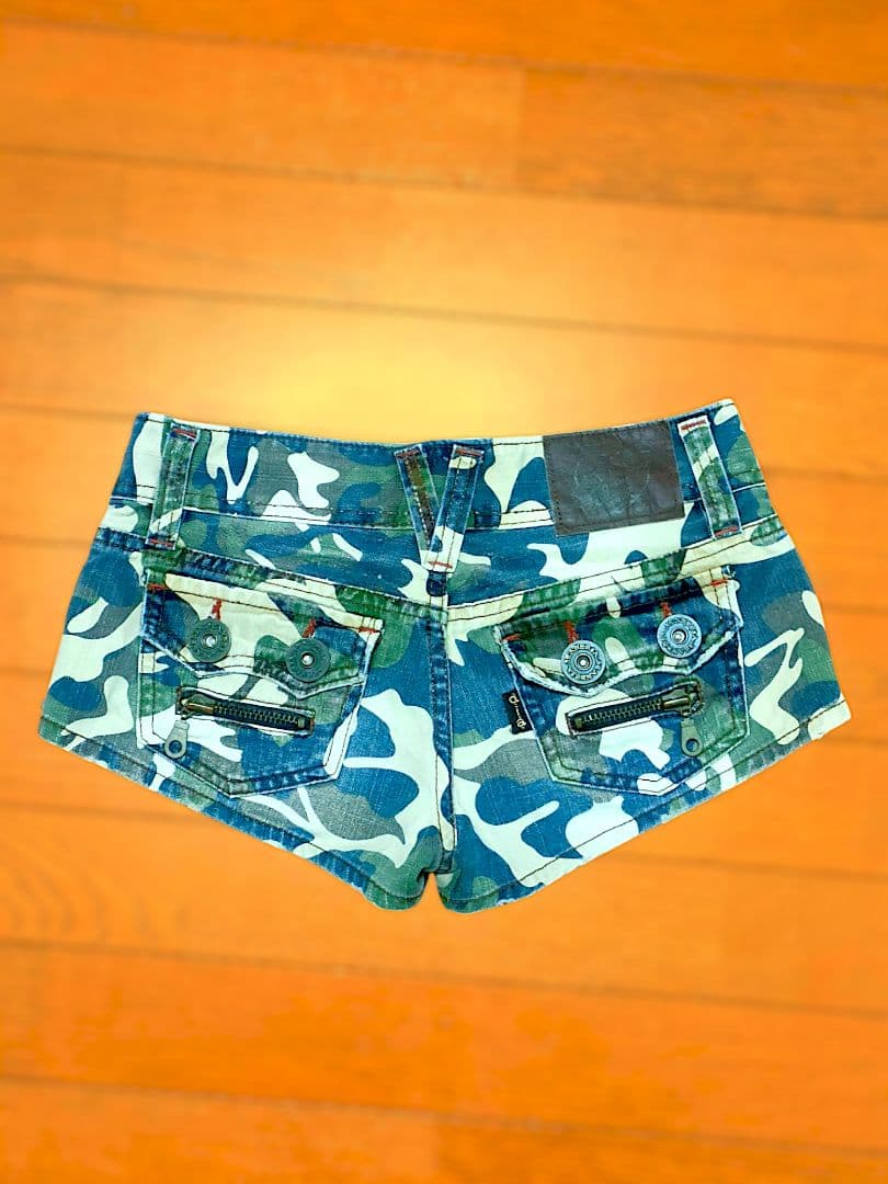 d.i.a 迷彩柄 ショートパンツ size25 カモフラ アーミー 平成ギャル