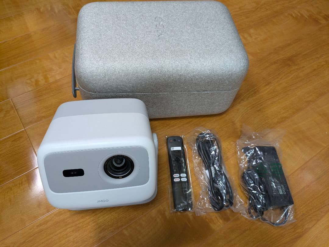 R*A様 JMGO プロジェクター N1S 4K ほぼ未使用