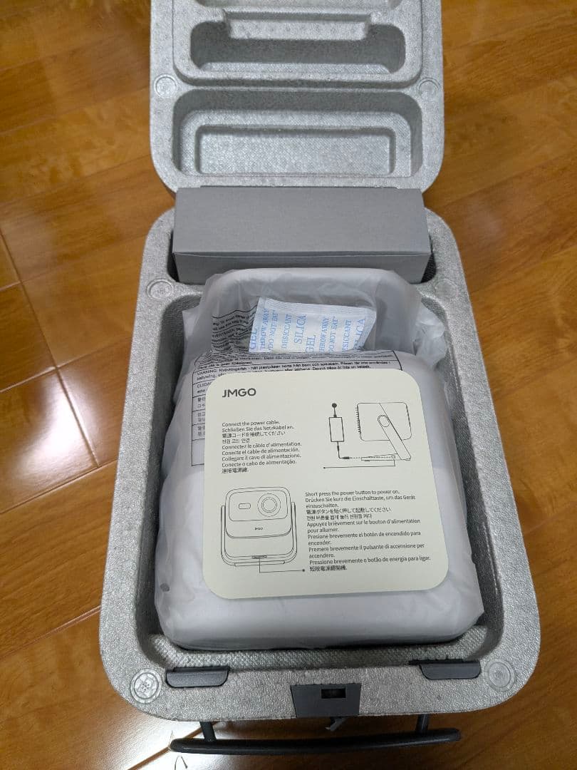 R*A様 JMGO プロジェクター N1S 4K ほぼ未使用