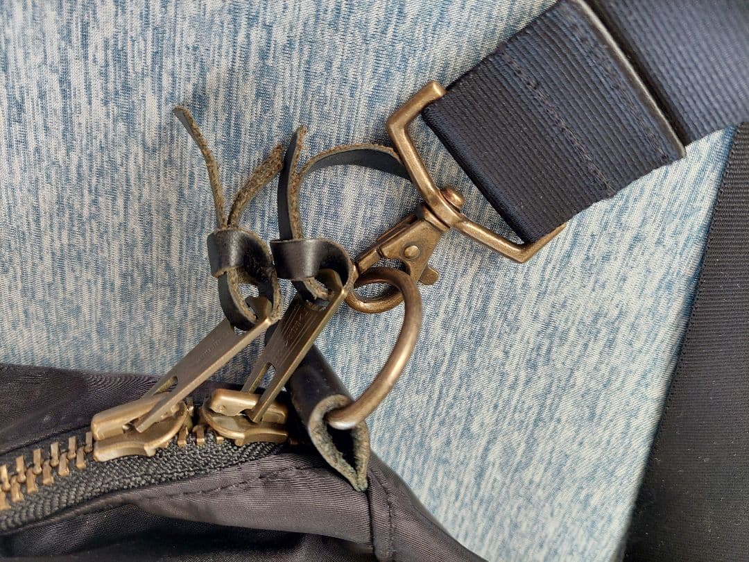 ガビル　中村達也　バッグ