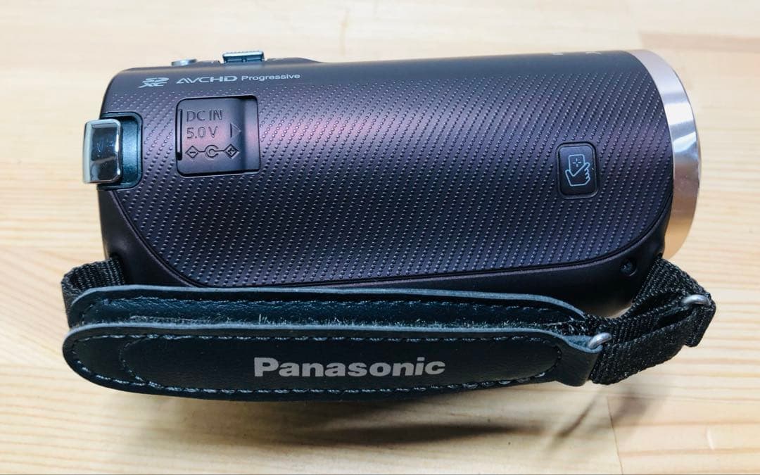 Panasonic ビデオカメラHC-V520M FULL HD2台　電池3個