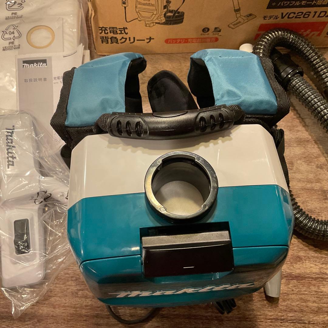 未使用 極美品！18V+18V=36V 充電式背負クリーナ VC261DZ
