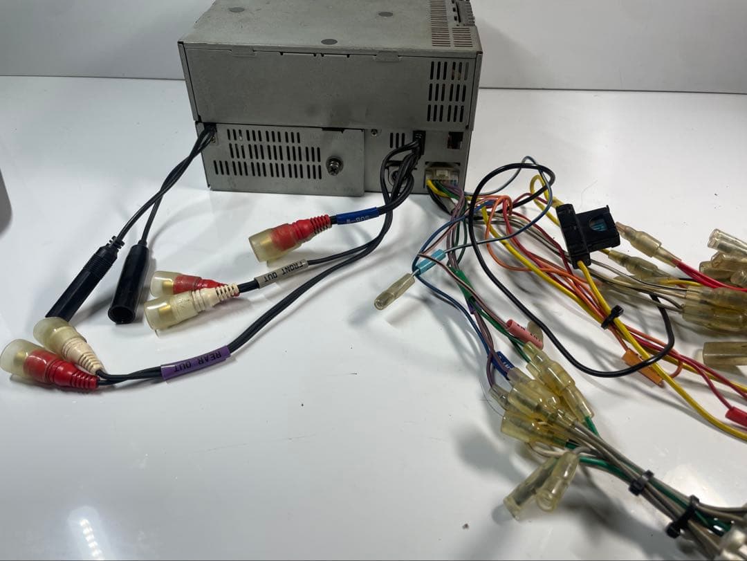 C*S様 アルパイン 2DINサイズ3枚CDチェンジャー MDデッキ　MDA-W