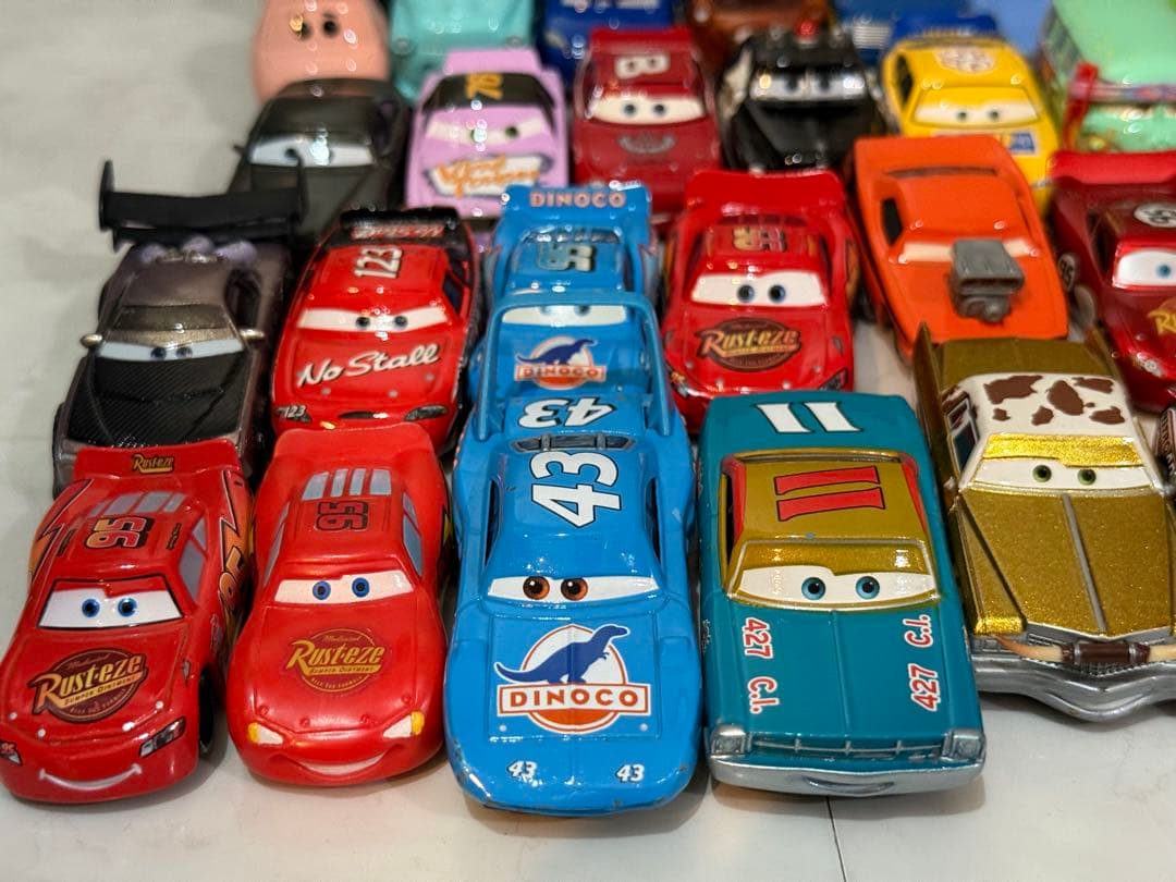 み*い様 カーズ ミニカー 36台セット ジャンク