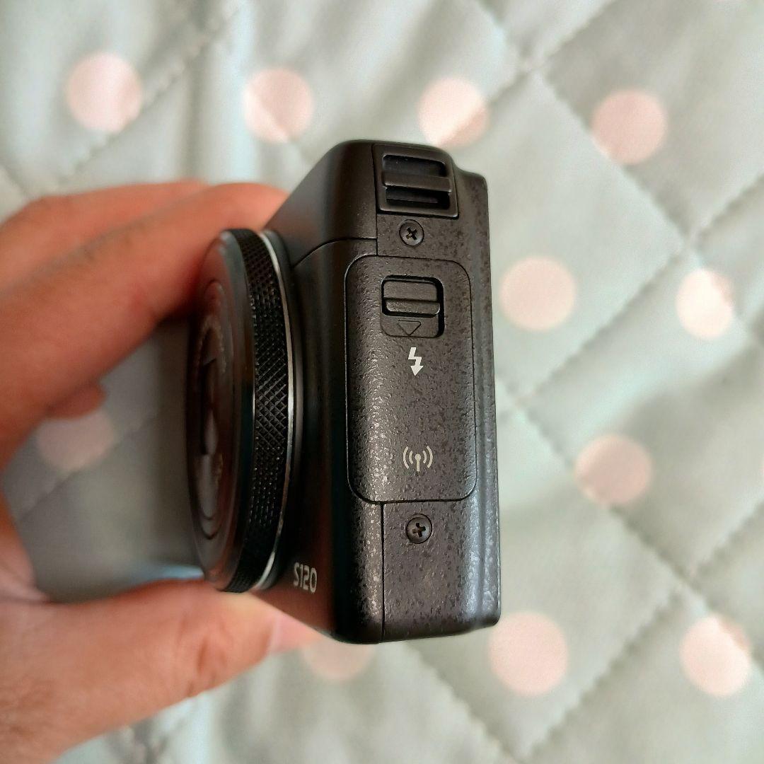 【中古】PowerShot S120。レザーのケースとストラップ付