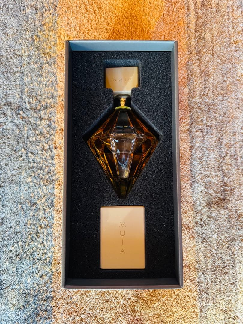 MUJA Irish Whiskey 750ml ギフトボックス入り