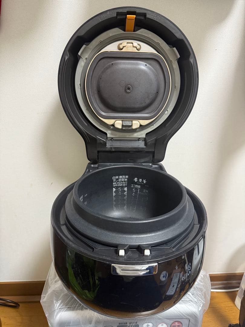 Mitsubishi Electric NJ-AWB10 炊飯器　年製2020